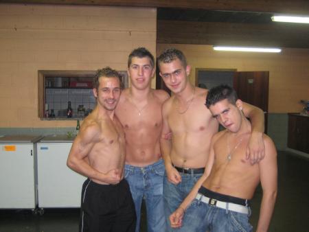 ~~~~18 @n$ c@ $3 f3t3!!!!!!!!!~~~~